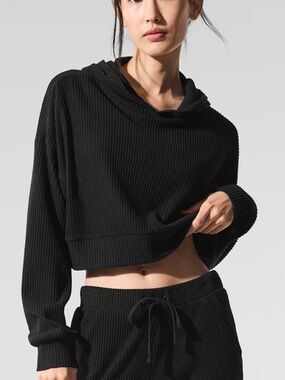 Alo Yoga Black Cropped Muse Hoodie